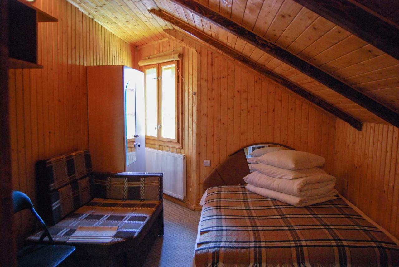 Cheres Hotel Яблуниця Екстериор снимка